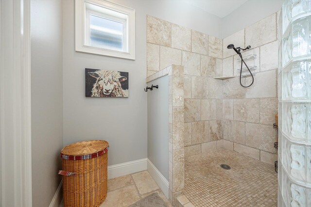 1016 SE Crestlane Dr, College Place, WA 99324 - bathroom with a tile shower and baseboards