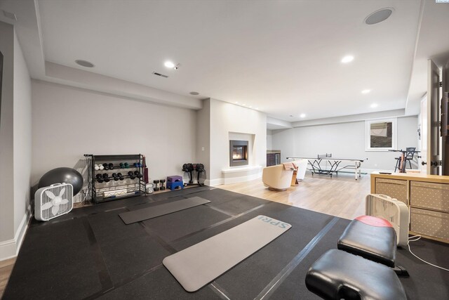 1016 SE Crestlane Dr, College Place, WA 99324 - workout room with wood finished floors, baseboards, visible vents, and recessed lighting