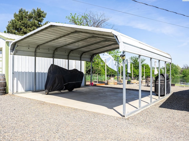 3680 E Euclid Rd, Mabton, WA 98935 - view of vehicle parking with a carport and driveway
