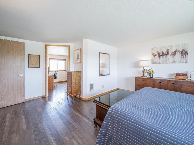 3680 E Euclid Rd, Mabton, WA 98935 - bedroom with wood finished floors and baseboards