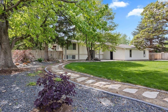 7009 W 8th Ave, Kennewick, WA 99336 - view of yard