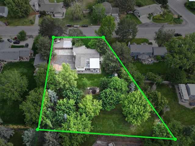 7009 W 8th Ave, Kennewick, WA 99336 - aerial view of residential area with property boundaries highlighted