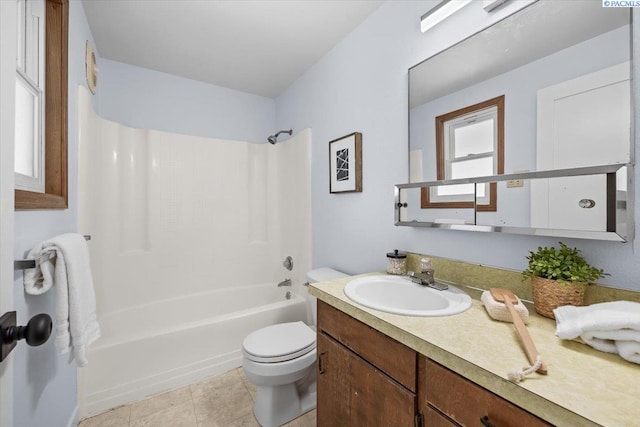 7009 W 8th Ave, Kennewick, WA 99336 - full bath with toilet, vanity, and bathing tub / shower combination
