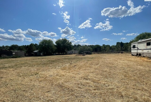 2816 S Cedar St, Kennewick, WA 99337 - view of yard
