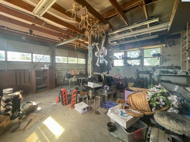 2816 S Cedar St, Kennewick, WA 99337 - view of garage