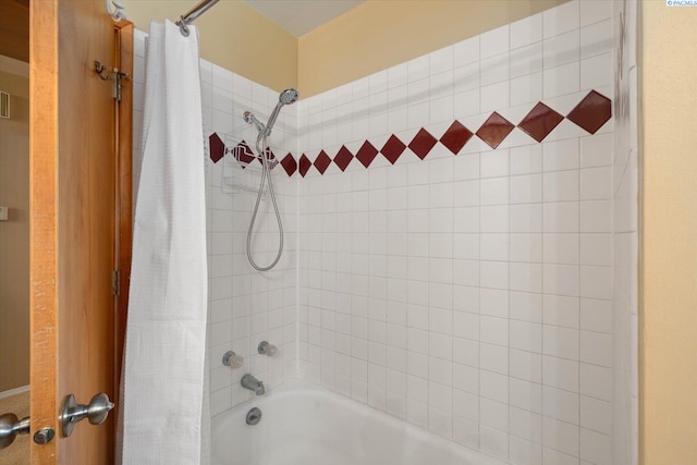 3916 S Date St, Kennewick, WA 99337 - bathroom with shower / tub combo