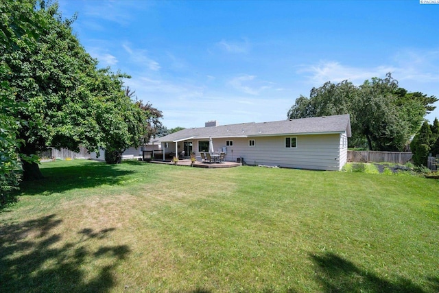 3916 S Date St, Kennewick, WA 99337 - back of house with a chimney