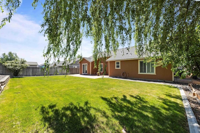 5168 Chris St, West Richland, WA 99353 - view of yard with a patio area