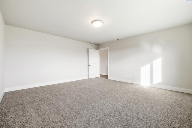 6531 W 30th Pl, Kennewick, WA 99338 - carpeted empty room featuring baseboards