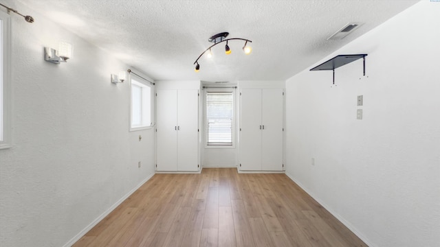 102 S Rainier St, Kennewick, WA 99336 - photo 34