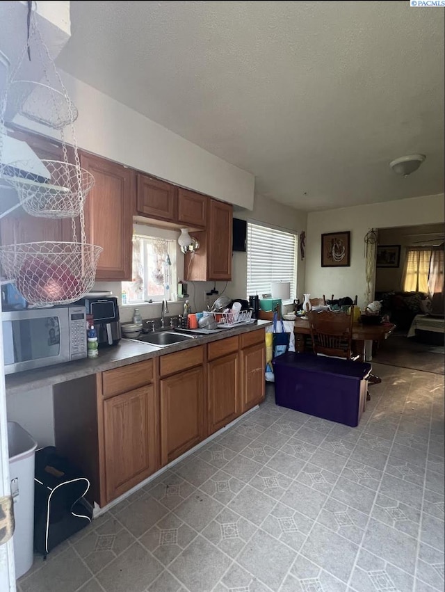 618 N 4th St, Sunnyside, WA 98944 - photo 6
