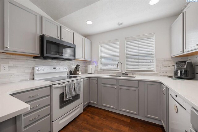 2512 Hickory Ave, West Richland, WA 99353 - photo 4