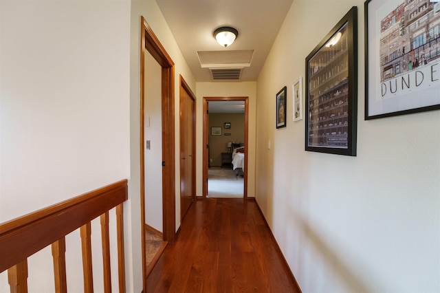 2929 S Ledbetter Pl, Kennewick, WA 99337 - corridor with dark wood-style flooring