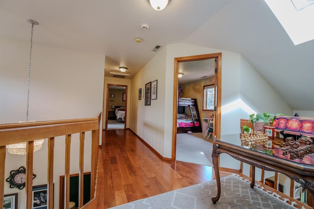 2929 S Ledbetter Pl, Kennewick, WA 99337 - hall with wood finished floors and a skylight