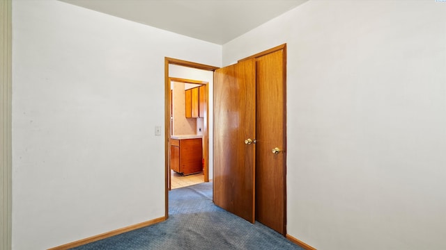 2111 W 20th Ave, Kennewick, WA 99337 - empty room with carpet and baseboards