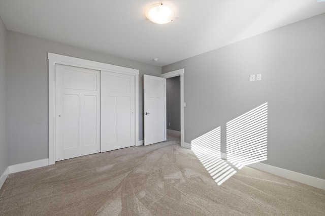 200 Claret Dr, Prosser, WA 99350 - unfurnished bedroom featuring baseboards, carpet floors, and a closet