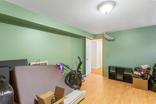 1621 S Fruitland St, Kennewick, WA 99337 - home office with wood finished floors and a textured ceiling