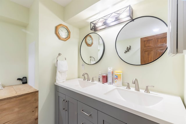625 SW Dawnview Ct, Pullman, WA 99163 - bathroom featuring double vanity
