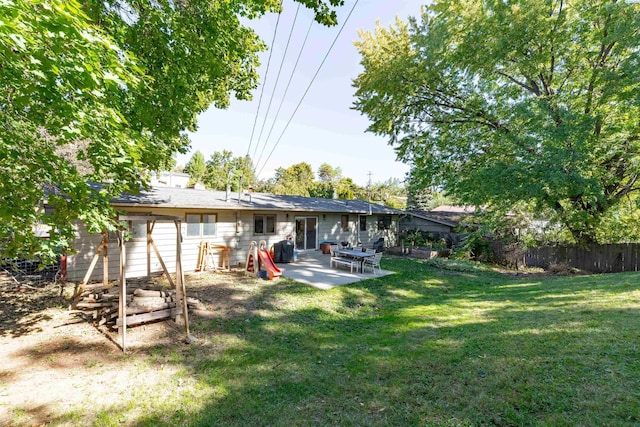 625 SW Dawnview Ct, Pullman, WA 99163 - rear view of house with a patio area