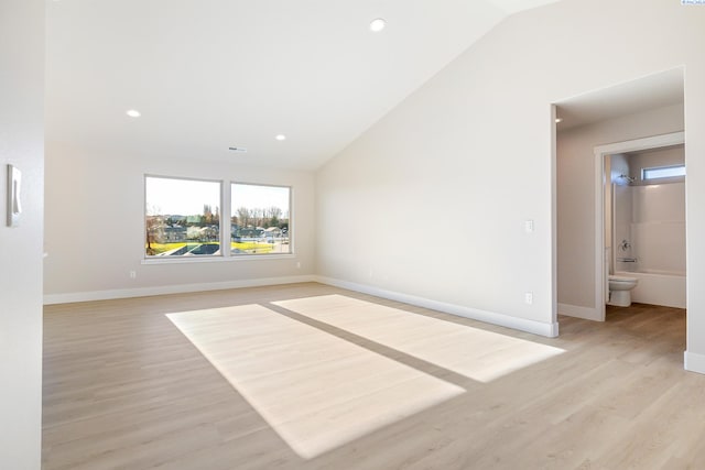 6435 W 30th Pl, Kennewick, WA 99338 - empty room featuring lofted ceiling, light wood-style flooring, and recessed lighting