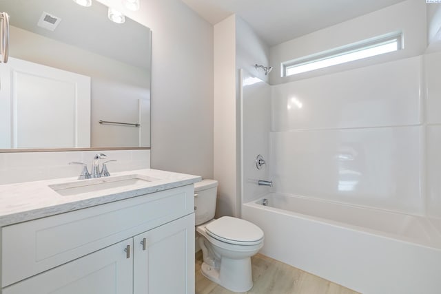 6435 W 30th Pl, Kennewick, WA 99338 - full bath with vanity,  shower combination, and wood finished floors