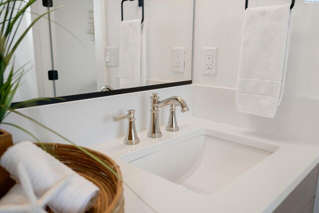 670 Cortona Unit 39, Richland, WA 99352 - bathroom view of vanity