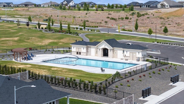 670 Cortona Unit 39, Richland, WA 99352 - community pool with a patio and a residential view