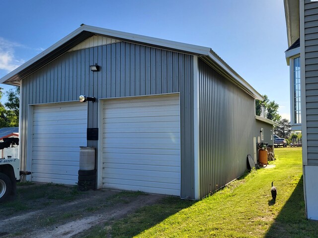 132 2nd St, Diamond, WA 99111 - view of detached garage