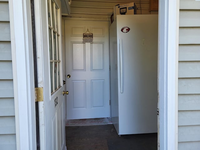 132 2nd St, Diamond, WA 99111 - property entrance