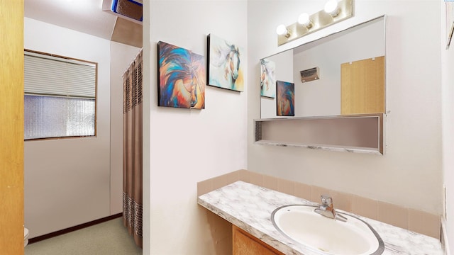 1735 NE Wheatland Dr, Pullman, WA 99163 - bathroom featuring toilet, vanity, and a shower with curtain