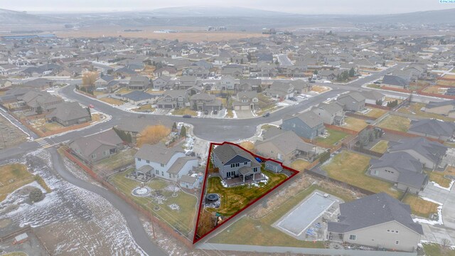 birds eye view of property featuring a residential view