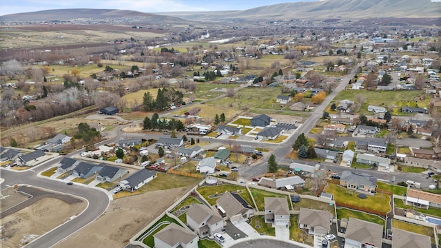 bird's eye view with a mountain view