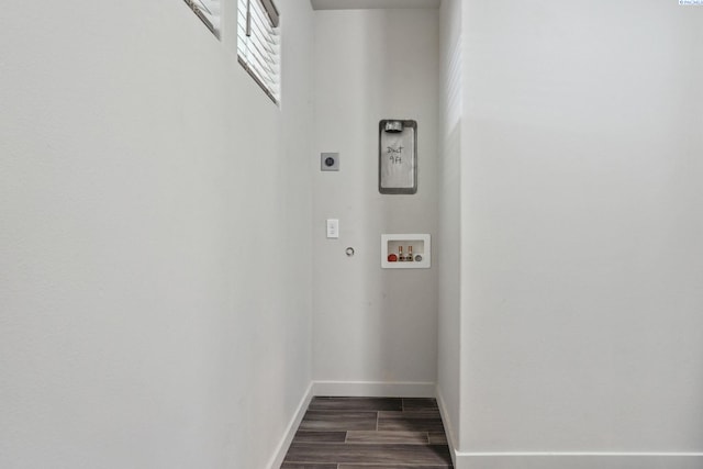 407 Dawson Ln, Pasco, WA 99301 - clothes washing area featuring hookup for an electric dryer, washer hookup, baseboards, and dark wood-style floors