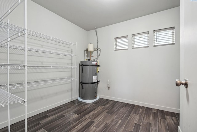 407 Dawson Ln, Pasco, WA 99301 - interior space with secured water heater