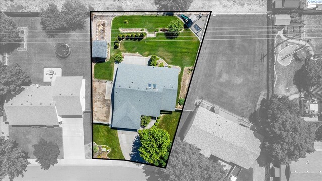 2704 Iris St, West Richland, WA 99353 - aerial overview of property's location featuring property boundaries highlighted