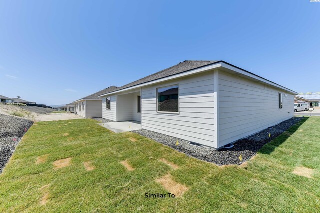 2945 S Penn St, Kennewick, WA 99338 - back of property with a yard