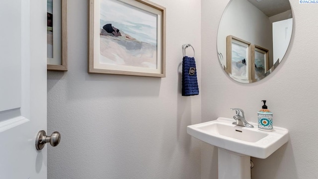 bathroom with sink