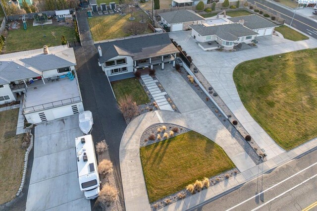 birds eye view of property featuring a residential view