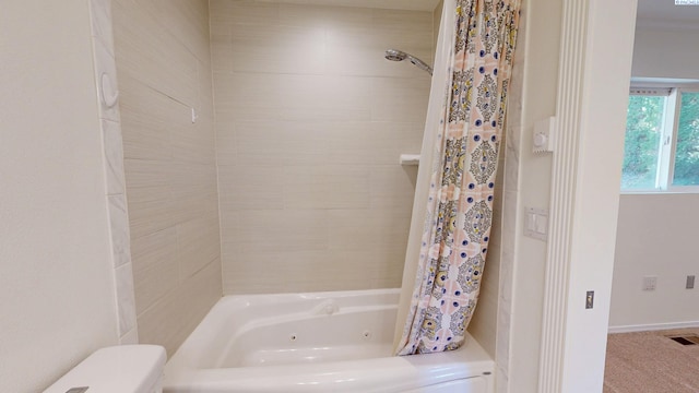 1220 SW Wadleigh Dr, Pullman, WA 99163 - full bath with a combined bath / shower with jetted tub and toilet