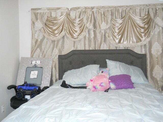 619 Grandview Ave, Sunnyside, WA 98944 - view of bedroom