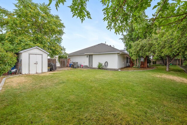 2467 N Rhode Island Ct, Kennewick, WA 99336 - photo 32