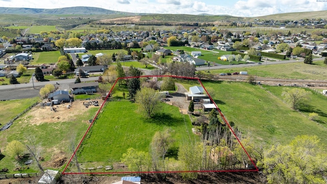 108 W 45th Ave, Kennewick, WA 99337 - aerial view with a mountain view