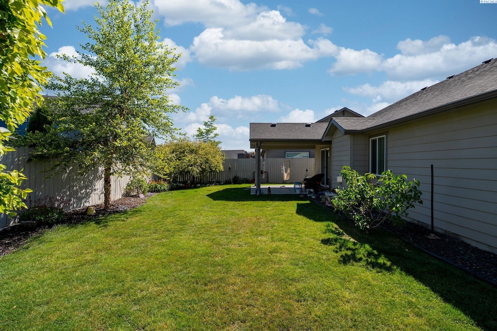 6903 Boulder Dr, Pasco, WA 99301 - view of fenced backyard