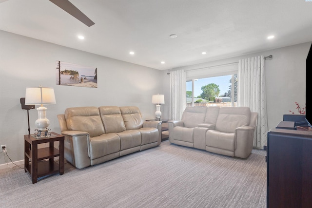 living room with carpet floors, recessed lighting, and ceiling fan