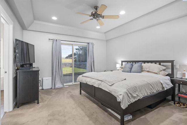 92104 E Sagebrush Rd, Kennewick, WA 99338 - bedroom featuring access to exterior, light carpet, and a ceiling fan