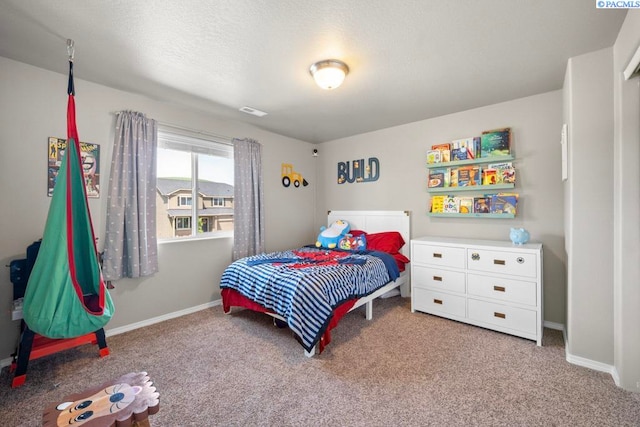 720 SW Wheat Ridge Dr, Pullman, WA 99163 - carpeted bedroom featuring baseboards