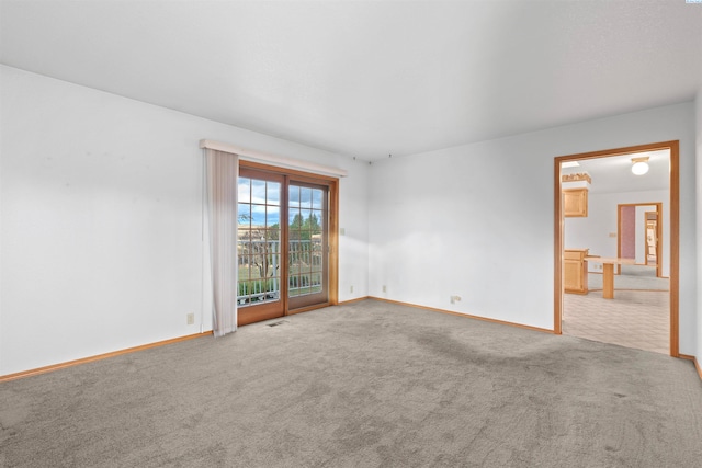 unfurnished room with carpet