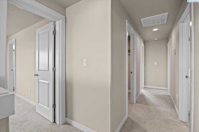 200 Ladera St, Prosser, WA 99350 - hall featuring carpet floors, baseboards, and recessed lighting
