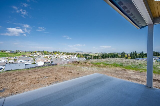 1060 SW Panorama Dr, Pullman, WA 99163 - view of yard featuring a residential view