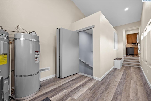 213 Bernard Ave, Richland, WA 99352 - utilities with secured water heater and water heater